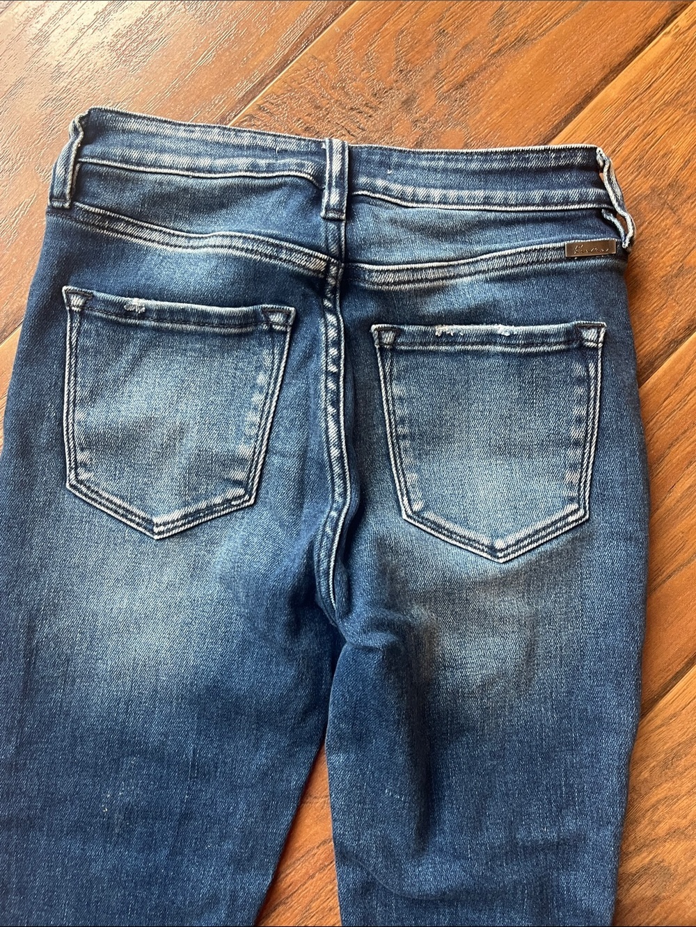 KanCan Dark Indigo Distressed Skinny Jeans - Size 25 - Picture 8 of 9
